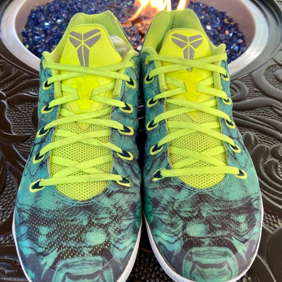 Rare Kobe 9 Easters - Picture 3 of 5